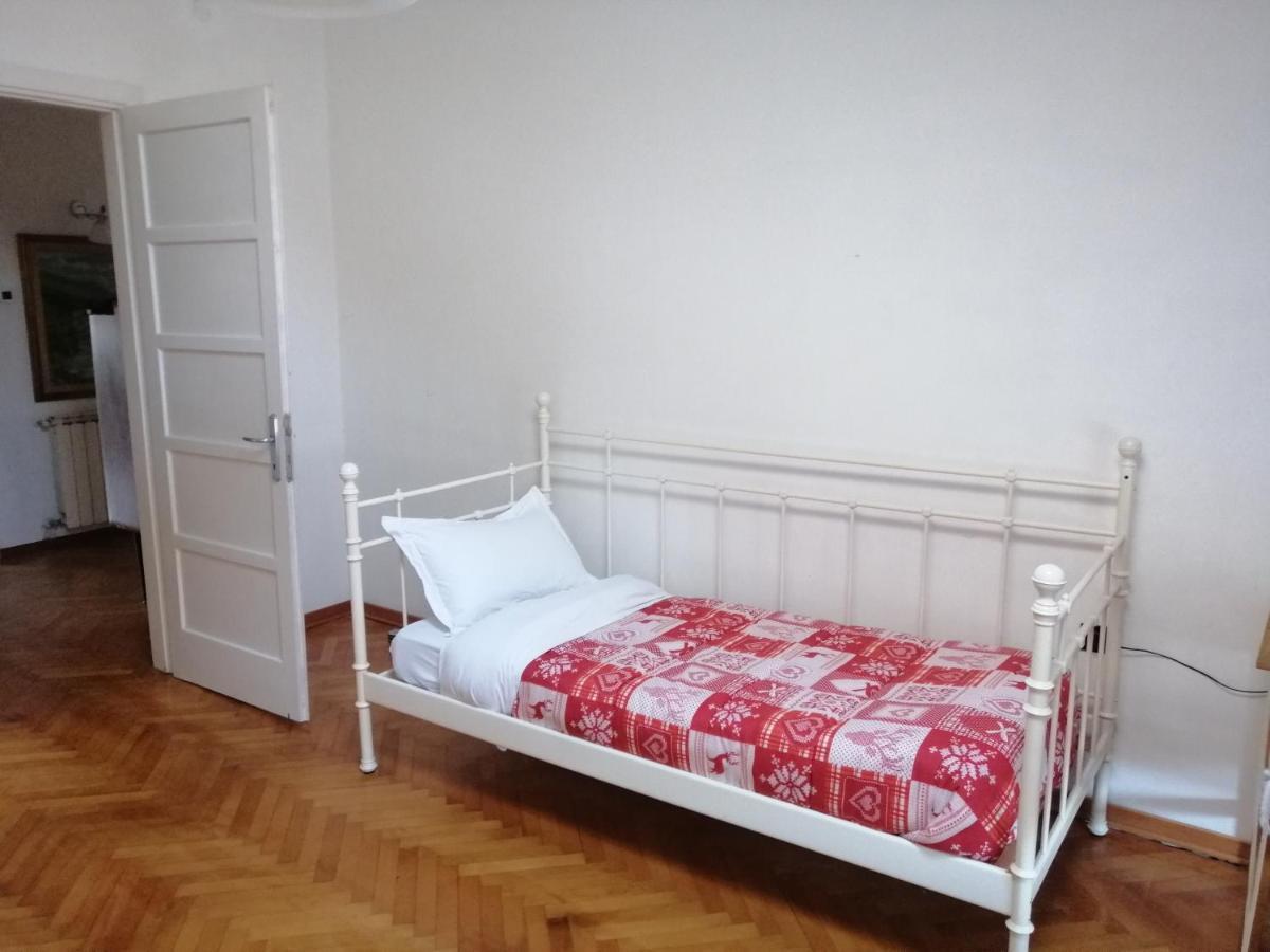 Apartment Kandler - Spacious And Confortable Trieste Exterior foto